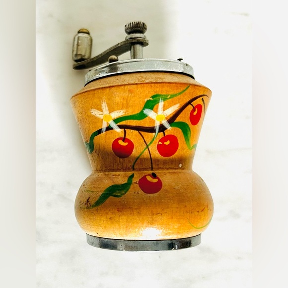 Vintage Hand-Painted Cherry Blossom on Blonde Wood Pepper Grinder - Picture 4 of 6
